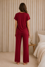 Kırmızı Kısa Kollu V Yakalı Lez Dantelli Viskon Pijama Takımı
